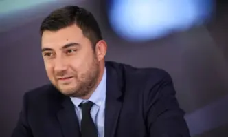 Е не Безобразни лъжи хвалба с чужди доклади кражба на