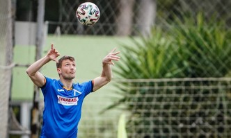 Десният бек на Левски Драган Михайлович ще се раздели с