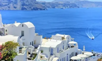 Гърция с рекордни приходи от летния сезон