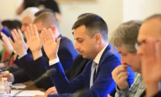 Комисията по бюджет и финанси прие на второ четене удължаването