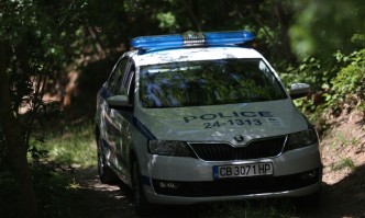 Защитата поиска домашен арест или парична гаранция за обвиняемия за