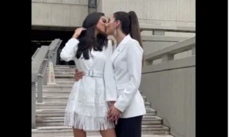 Кралици на красотата: Мис Аржентина и Мис Пуерто Рико сключиха брак (ВИДЕО)
