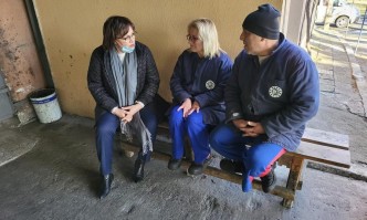 Министърът на икономиката и индустрията Корнелия Нинова се срещна с