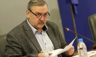 Проф. Кантарджиев: МЗ да обясни дали се вземат мерки срещу фалшивите зелени сертификати