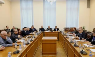 Планираме стартирането на процедура по отдаването на концесия на летище