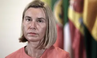 Освободиха бившия първи дипломат на ЕС Фредерика Могерини, но й повдигнаха обвинение