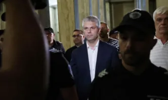 Съдебният състав си направи отвод по мярката на кмета на Варна Благомир Коцев