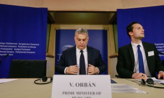 Екзитпол: Орбан убедително печели в Унгария