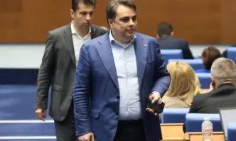 От Фейсбук профила на Тома НиколовКопейката днес се е изцепил