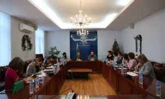 До края на декември Европейската инвестиционна банка трябва да предостави