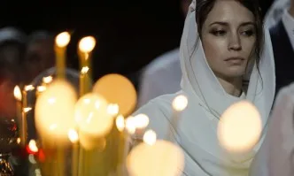 Руски свещеник: Жените без църковен брак са безплатни проститутки