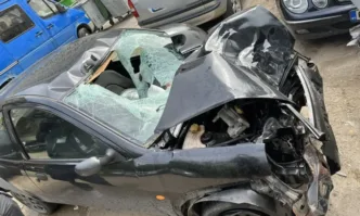 Обвиниха 18-годишен шофьор, който при катастрофа причини смъртта на двама пешеходци