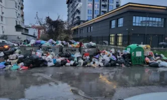 Люлин продължава да тъне в боклук, контейнерите преливат с дни