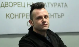 Заедно с оставката на Захари Карабашлиева е депозирана и моята