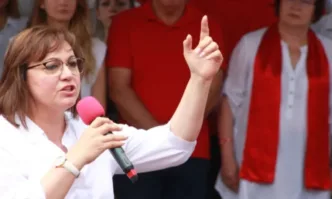 От Фейсбук профила на Петър Ангелов Дарев Днес докараните с рейсове от