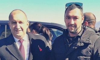 Журналист заподозря, че Радев бави НС, защото новото правителство ще каже Да на Скопие в ЕС
