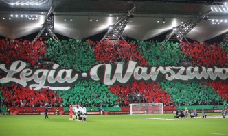 Феновете на полския Легия Варшава в който преди време играха