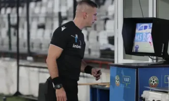 Перничанин ще свири дербито в efbet Лига Левски - Черно море