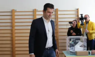 Призовавам всички хора да излязат и да гласуват днес Гласувайте