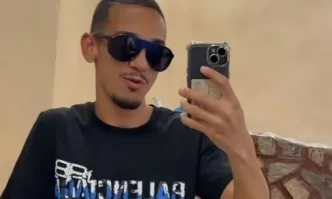 От Фейсбук профила на Кристиян Шкварек21 годишен римлянин неграмотен без образование