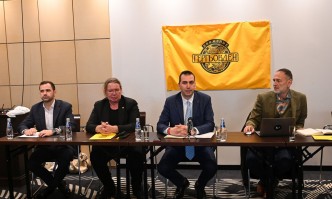 Най мекото определение за тези сто дни е смайваща некадърностНа 25 та