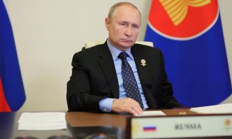 Владимир Путин разговаря по телефона с шефа на ЦРУ