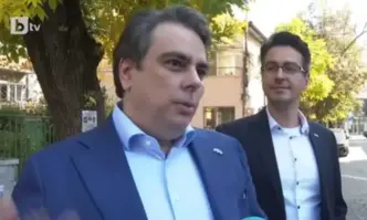 Оказа се че от 2000 г в базите данни на