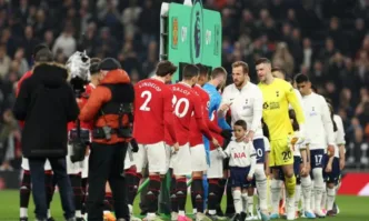 В момента Глейзър притежават 69 процента от акциите на Юнайтед