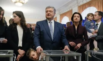Украйна гласува на президентски избори