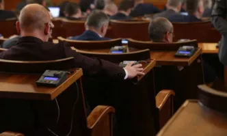 Очаква се депутатите да гласуват на първо четене законопроекта за