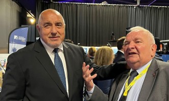 За мен беше чест и удоволствие да разговарям с един