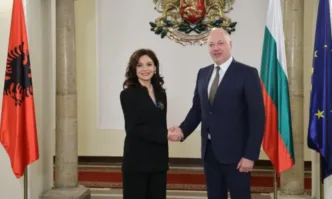 Поздравявам Ви за значителния напредък на Албания в процеса по