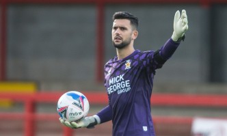 Феноменално представяне на българския вратар Димитър Митов бе в основата