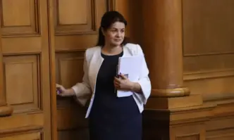 За решение на проблема с трафика през прохода Петрохан настоява