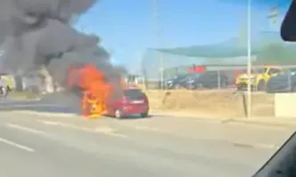 Автомобил изгоря на бул. Цариградско шосе в София - (ВИДЕО)