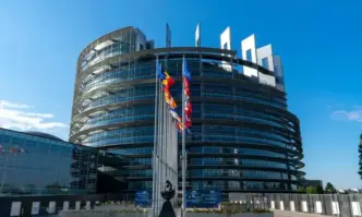 ЕП одобри: Затвор до 5 години за нарушаване или заобикалянето на санкциите на ЕС