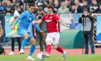 Вижте подробностиЛевски изпусна дузпа в последната минута и пропусна да