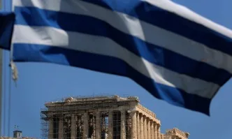 Двойно пада ДДС за храни, ток, газ и отопление в Гърция