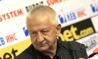 Крушарски: Не съм Манолова и Христо Иванов да ми налитат спонсори, за да вляза в парламента