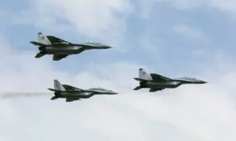 МО прекрати поръчката за двигателите за самолетите Миг-29