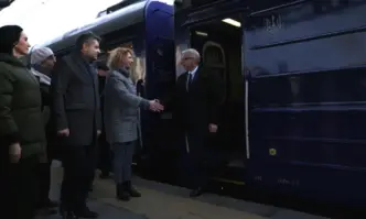 Благодаря за поканата която ми позволи да почувствам със сърцето