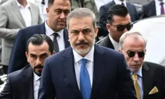 Турският министър на външните работи Хакан Фидан днес заминава на