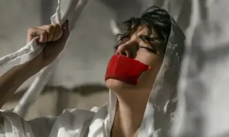 Действието се развива в затвора в град Урмия За съдбата