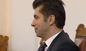 Преди това Екатерина Захариева за пореден път разкритикува остро управляващата