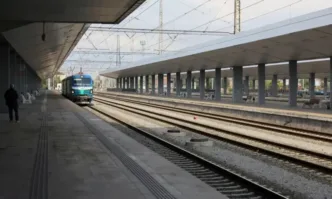 БДЖ осигурява допълнителни над 13 400 места за Великденските празници