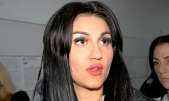 Делото Дебора продължава днес