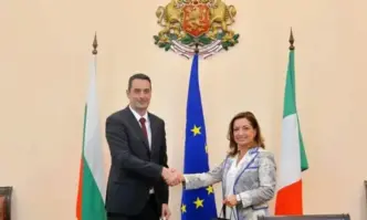 Посланикът на Италия Джузепина Дзара се срещна с министъра на