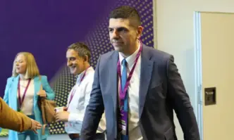 Бившият депутат от Демократична България Ивайло Мирчев сравни скандалите в