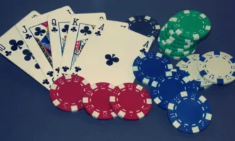 Компаниите лицензирани да организират хазартни игри онлайн на територията на