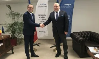 Министър Кралев се срещна с румънския си колега Константин Богдан Матей